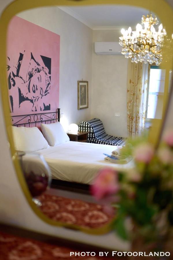 Casa Vacanza La Signorina ローマ エクステリア 写真