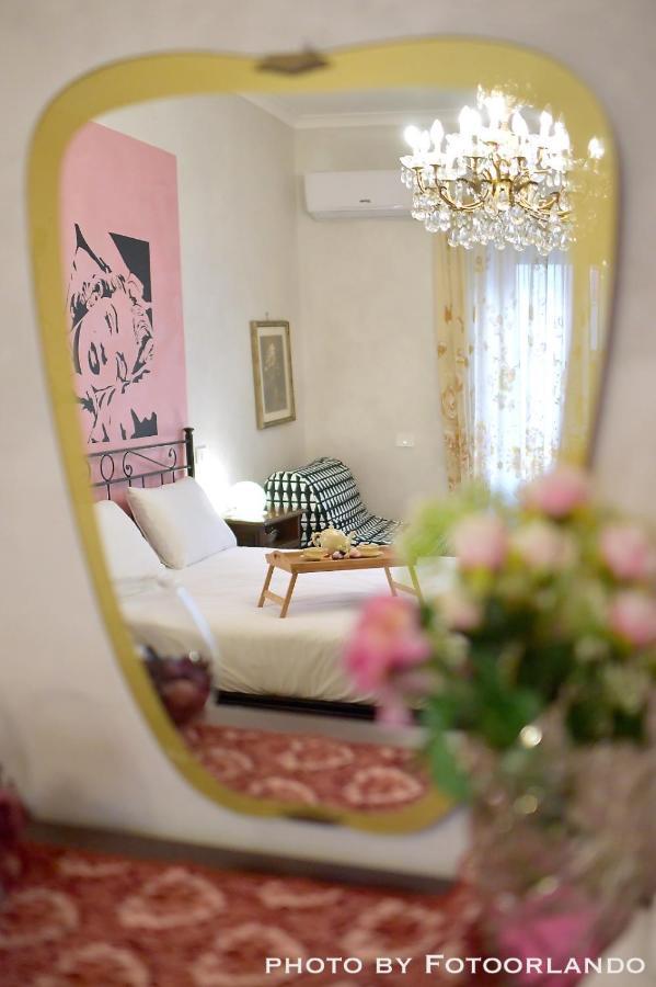 Casa Vacanza La Signorina ローマ エクステリア 写真