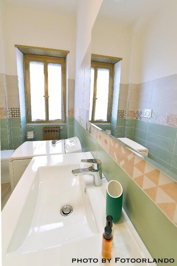 Casa Vacanza La Signorina ローマ エクステリア 写真