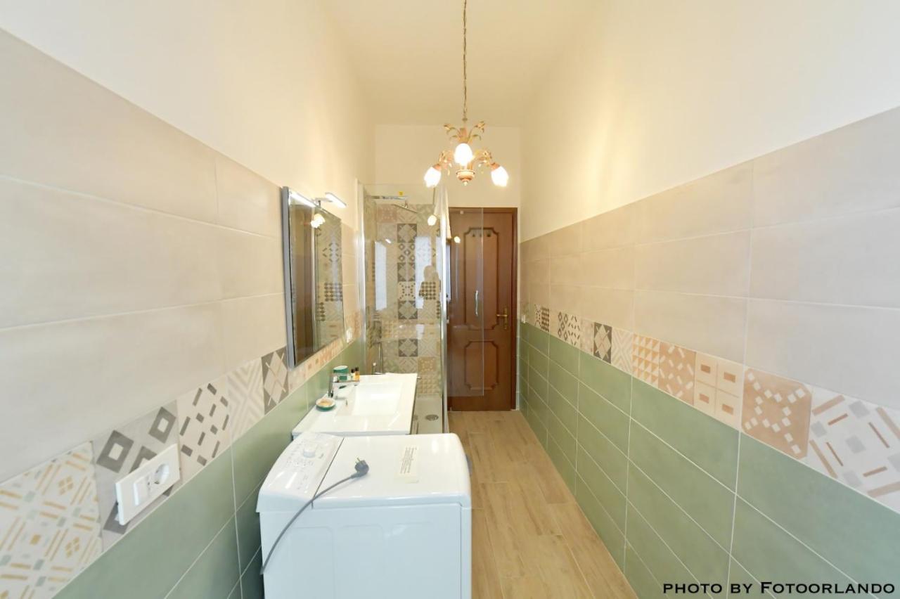 Casa Vacanza La Signorina ローマ エクステリア 写真
