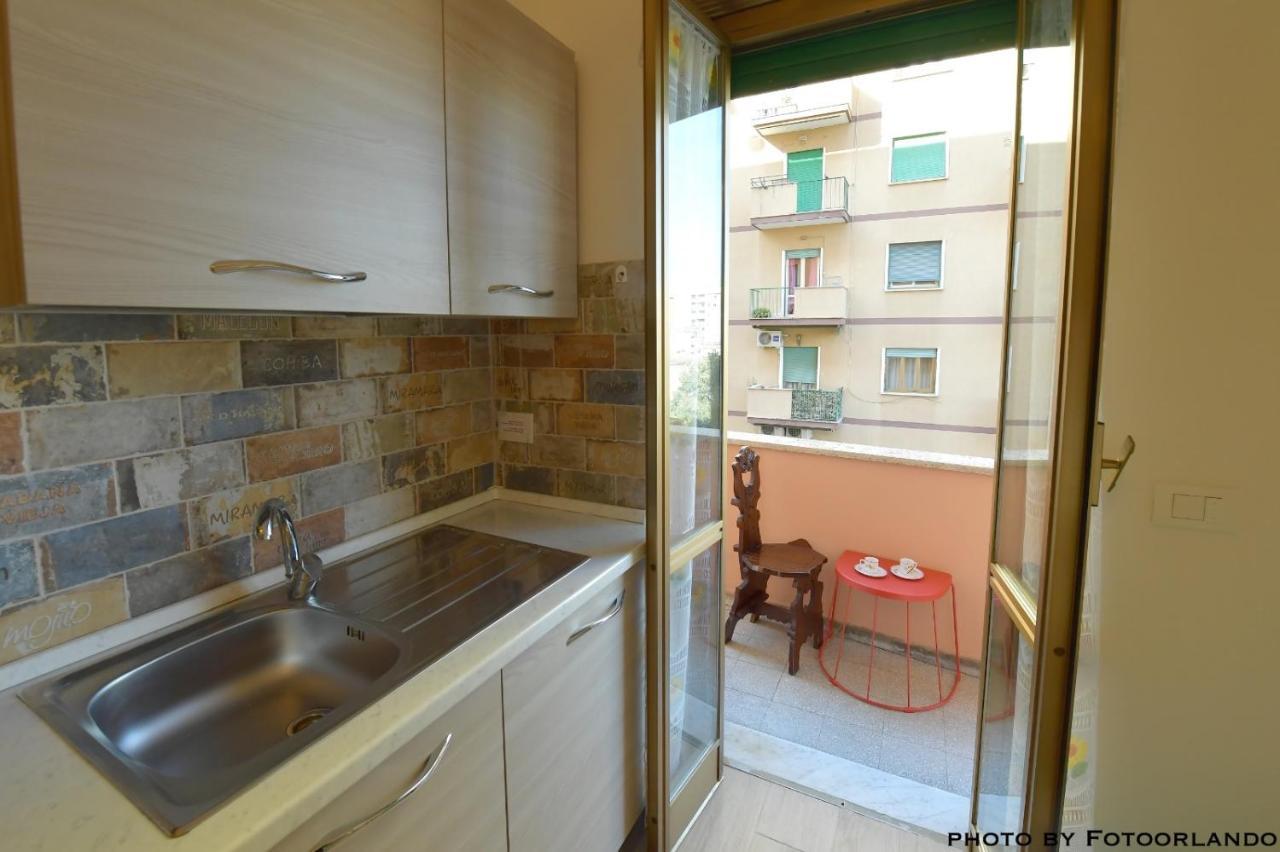 Casa Vacanza La Signorina ローマ エクステリア 写真